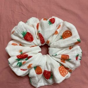XXL Scrunchies